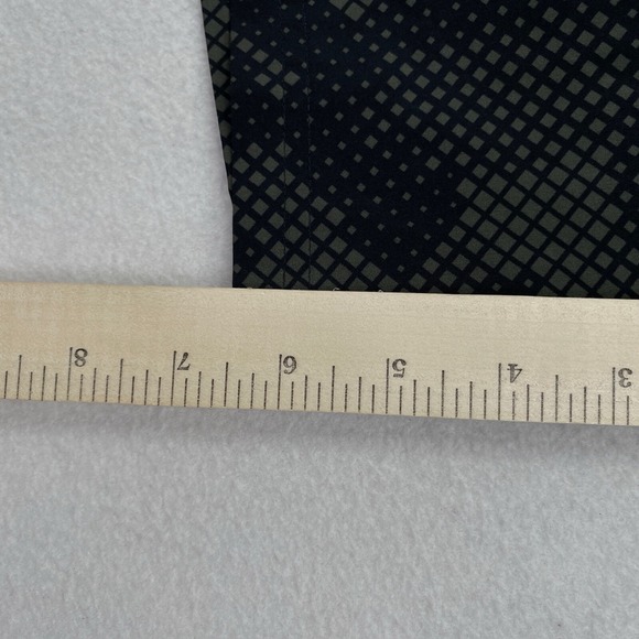 DSG Boys Adventure Athletic Shorts Youth Size XL Black Digi Camo Cargo Pocket - Picture 9 of 10